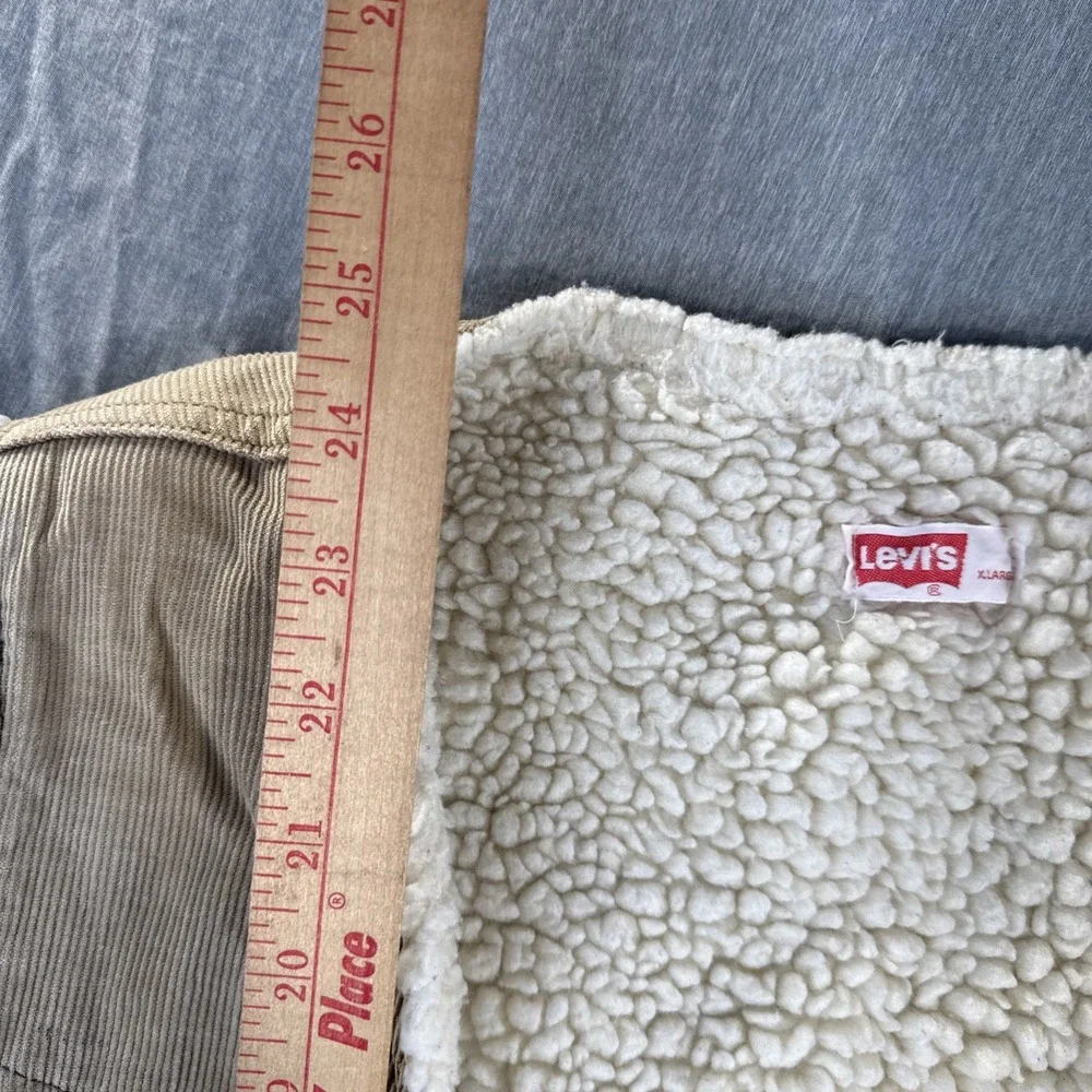 Vintage 70s Levis Vest Men's XL Tan Corduroy Sherpa Lined Western Snap Made USA